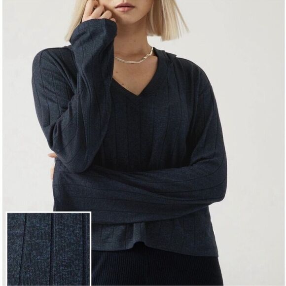 Athleta Harmony Pose Hoodie Sweatshirt in Dark Sardinia Blue Heather - Picture 3 of 12